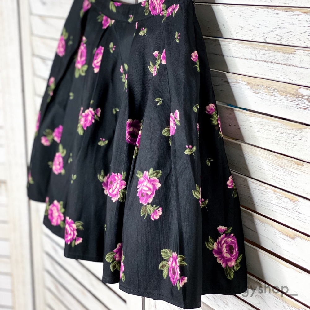 Forever 21 | Floral Pleated Tulle Mini Skirt - Picture 2 of 6